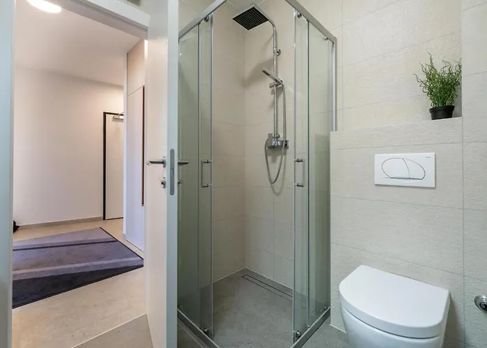 2 Bedroom Cozy In זאטון